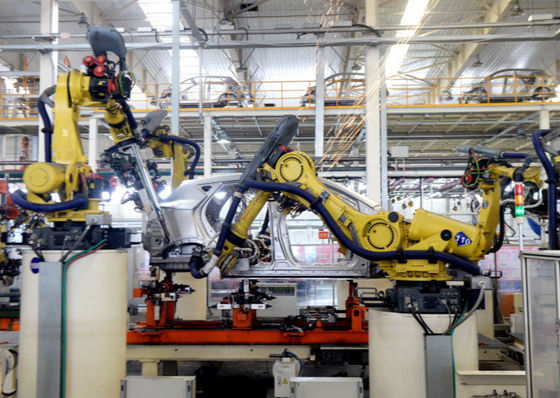 Китай Высокая эффективность материала металла машинного оборудования упаковки собрания автомобиля робототехническая поставщик